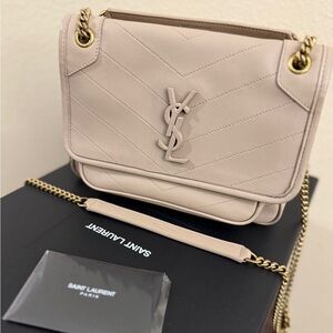 ❌❌ SOLD ❌❌ YSL Lambskin Matelasse Monogram Baby Niki Chain Bag